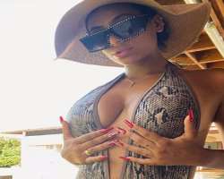 The star is seen with stylish nails in most of her posts which shows how much she loves nail art.